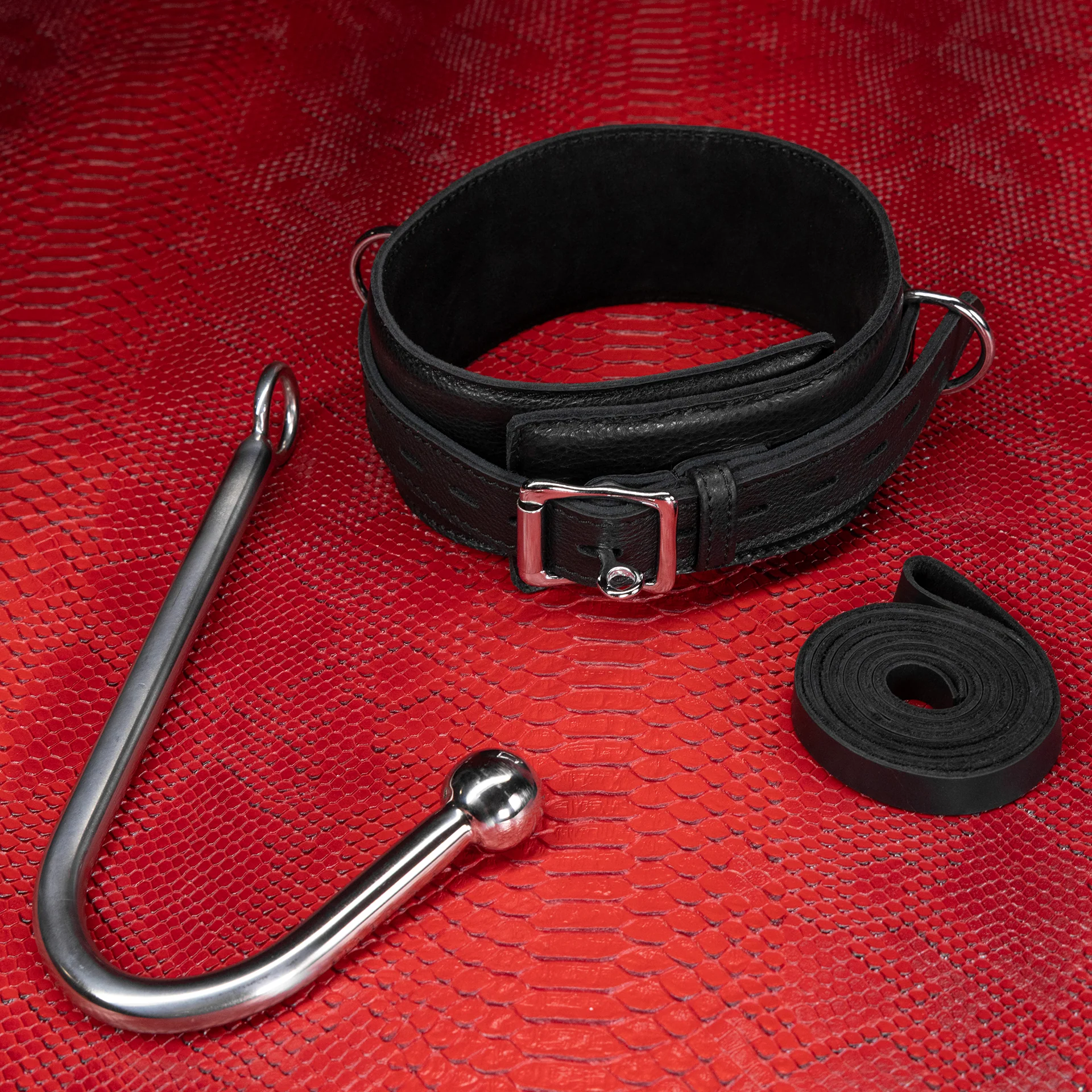 Arched Back Ass Hook to Collar Kit by Kink - Image 4