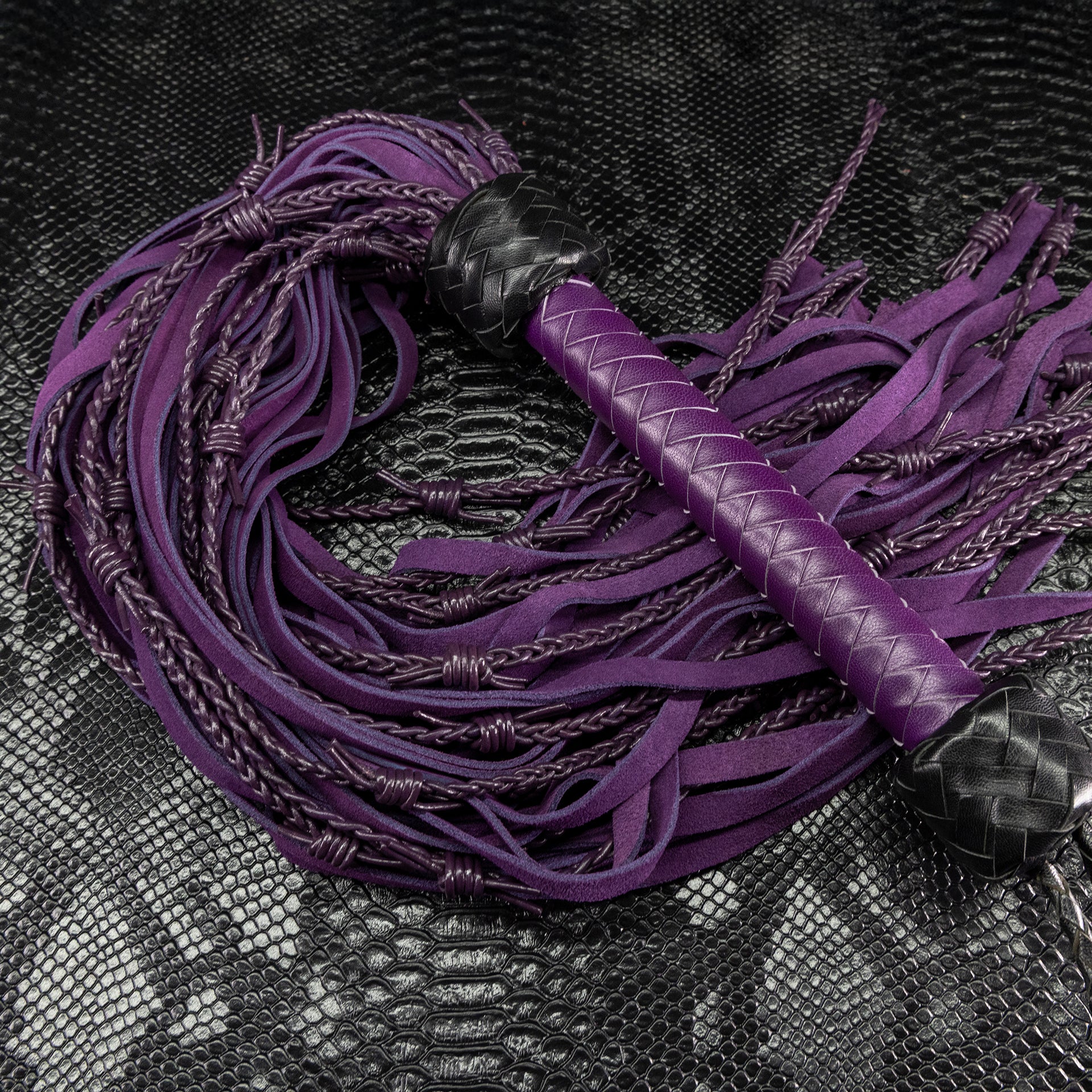 Barbed Wire Flogger by Kink - Image 12