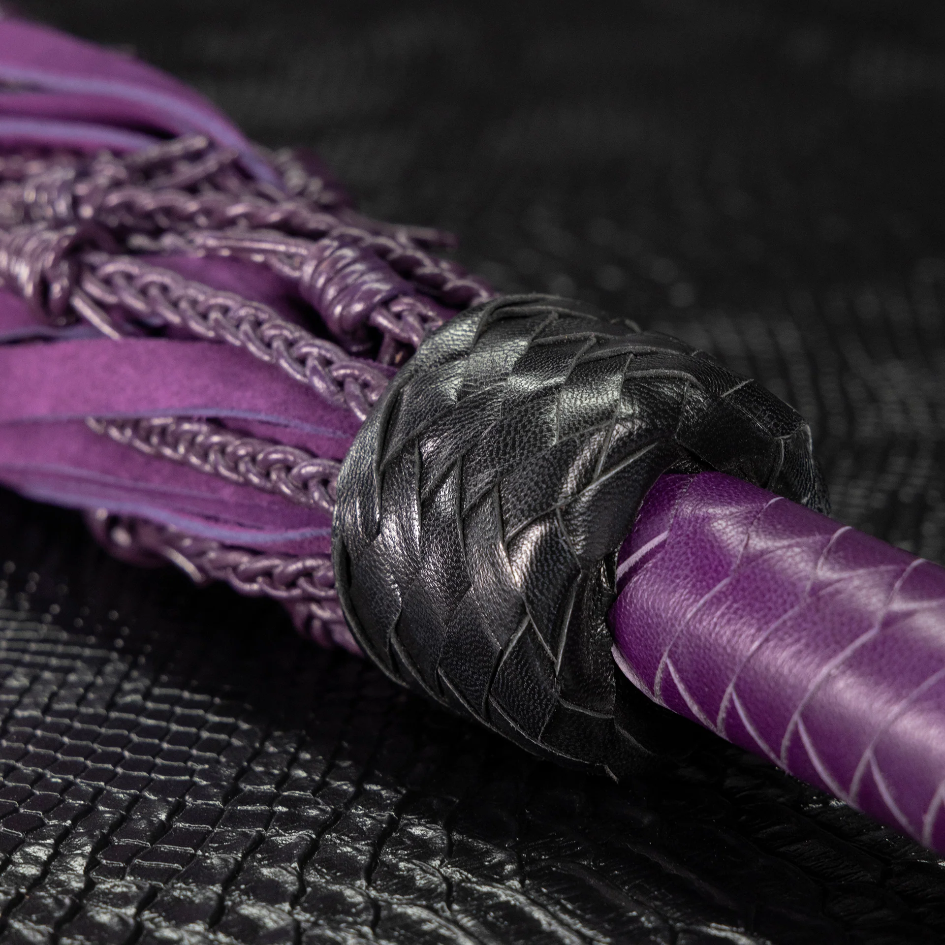 Barbed Wire Flogger by Kink - Image 15