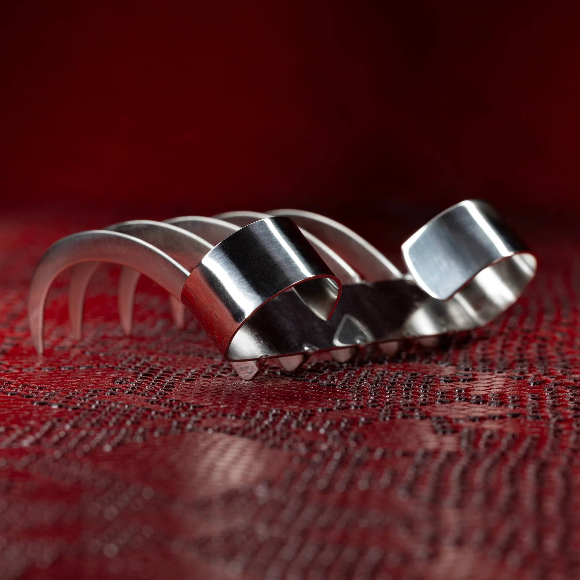 The Bear Claw by Kink - Image 3