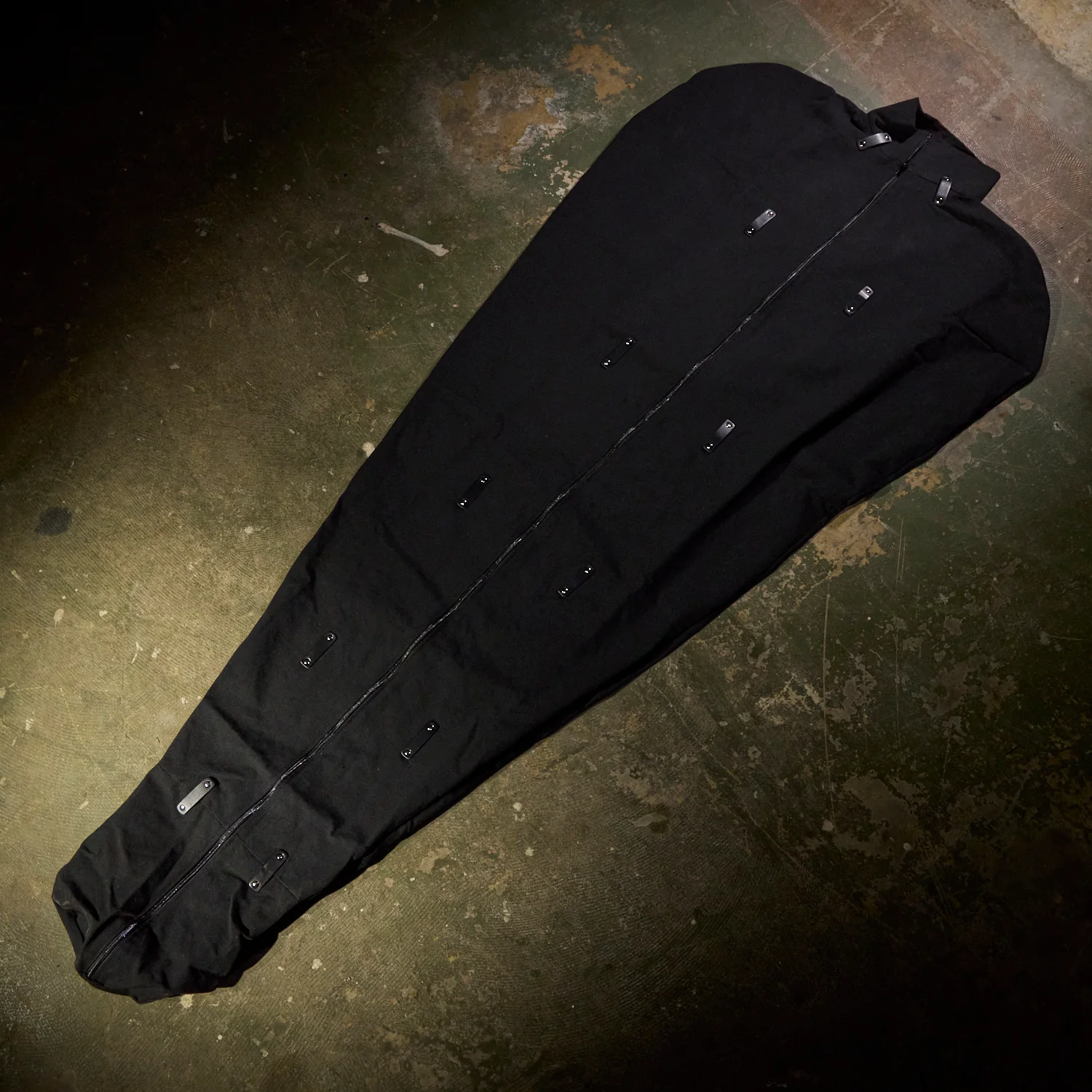 Black Bag: Bondage Sleepsack by KINK - Image 5