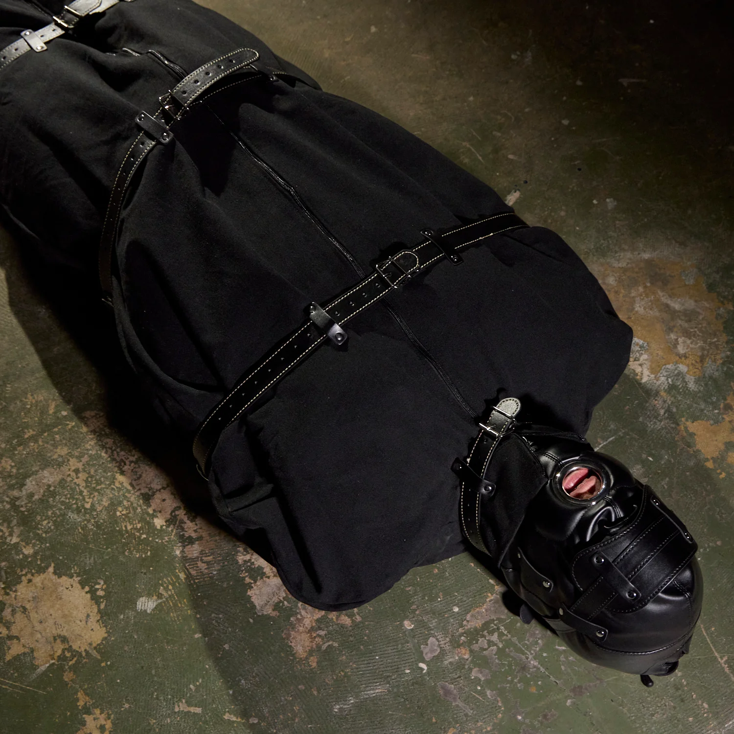Black Bag: Bondage Sleepsack by KINK - Image 7