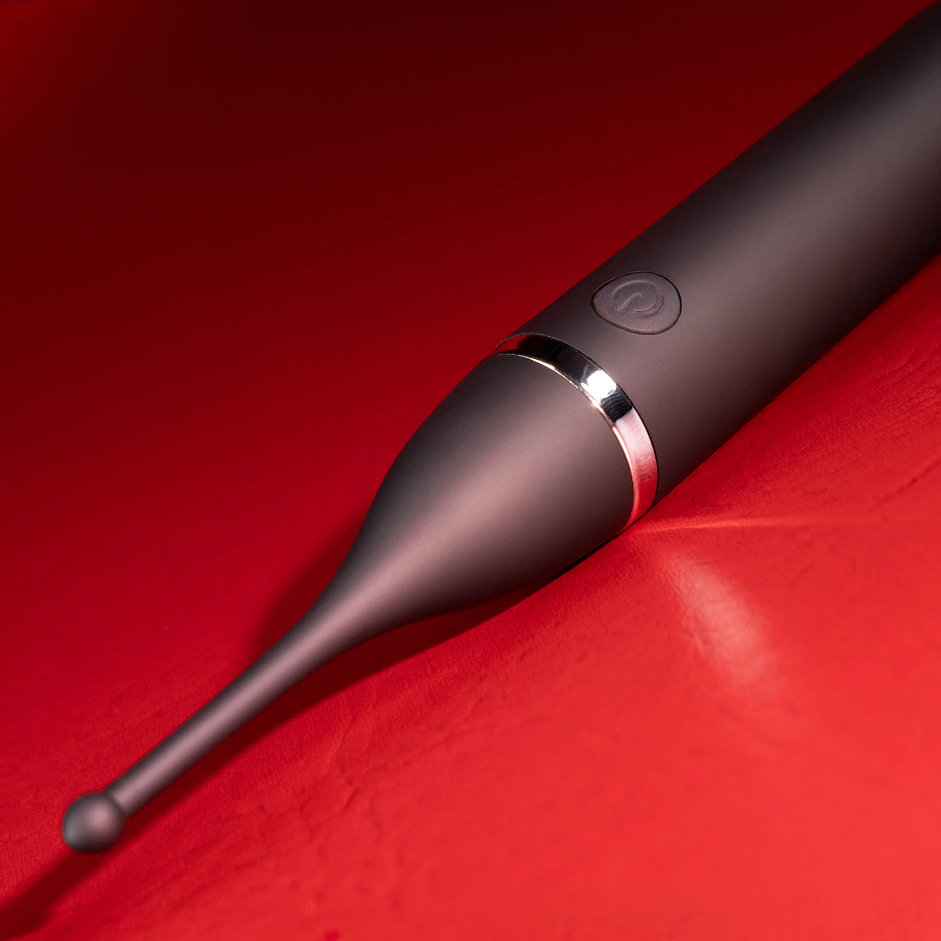 Little Devil Clit Vibrator by Kink - Image 7