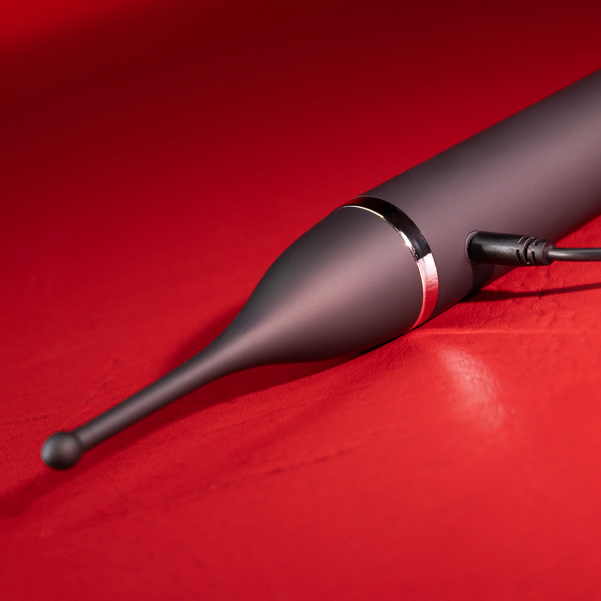 Little Devil Clit Vibrator by Kink - Image 8