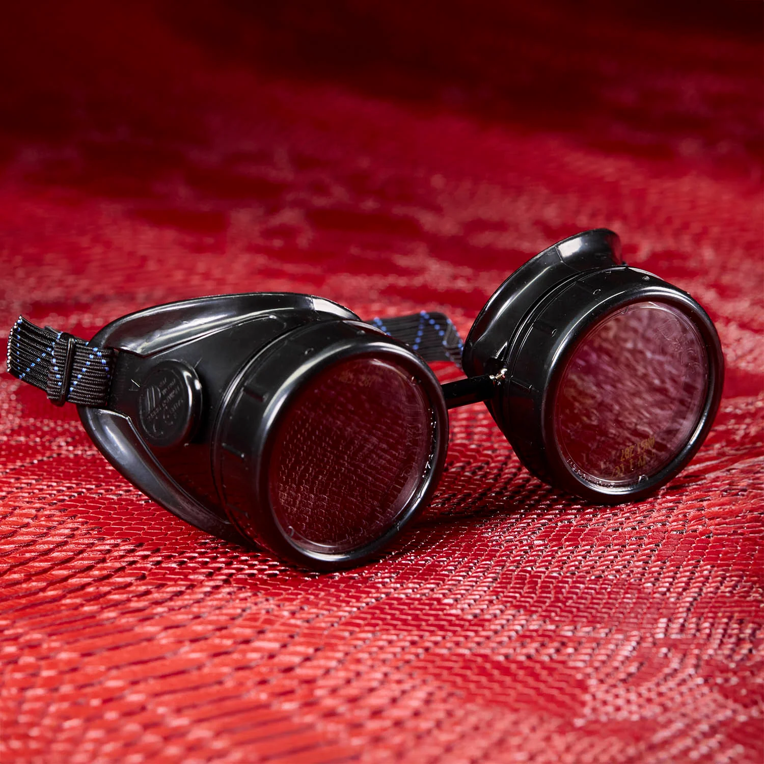 Device Bondage Blackout Goggles by Kink - Image 2