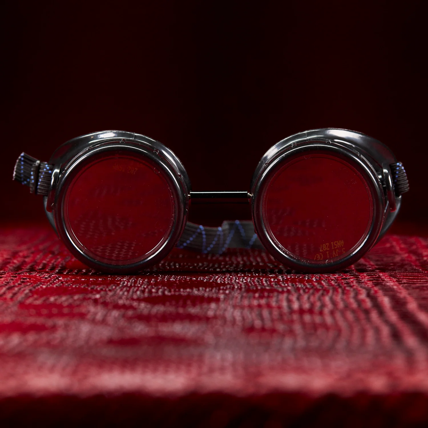 Device Bondage Blackout Goggles by Kink - Image 4