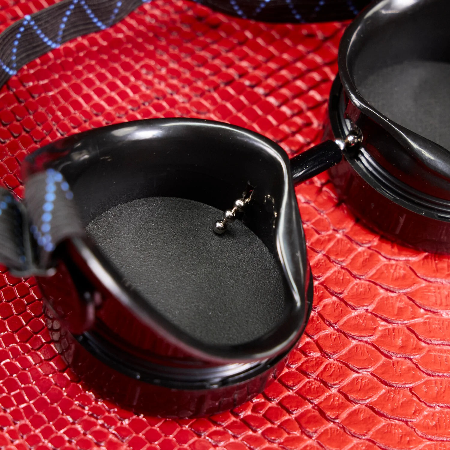 Device Bondage Blackout Goggles by Kink - Image 6