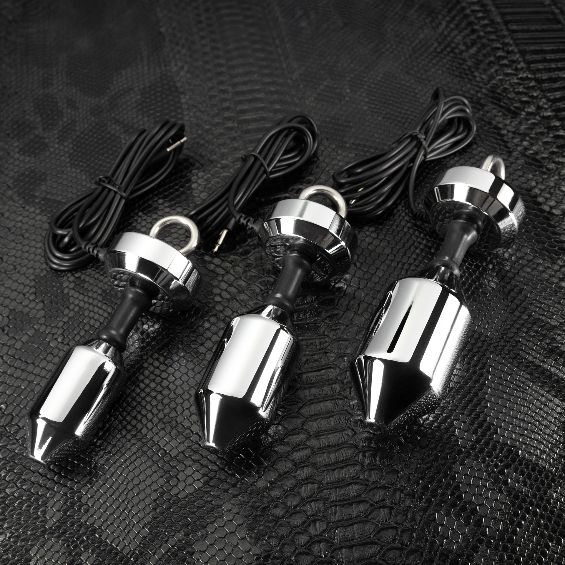 E-stim Comfort Fit Bondage Plug by Kink - Image 12