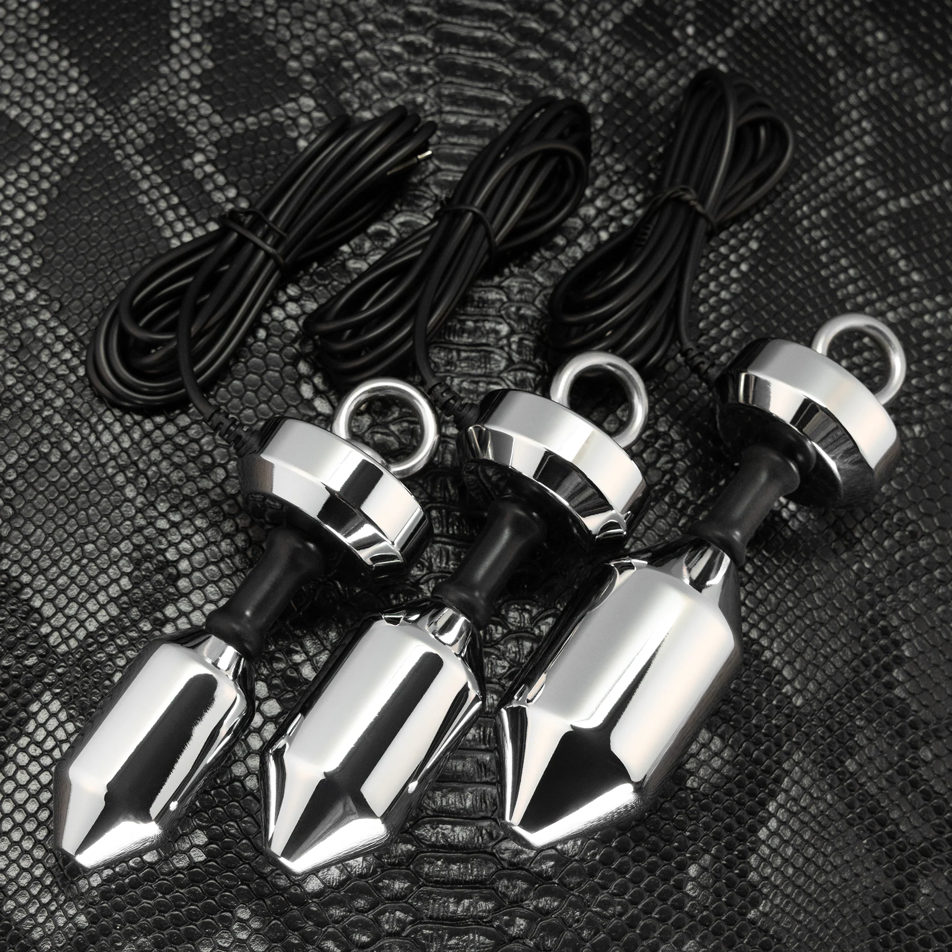 E-stim Comfort Fit Bondage Plug by Kink - Image 7