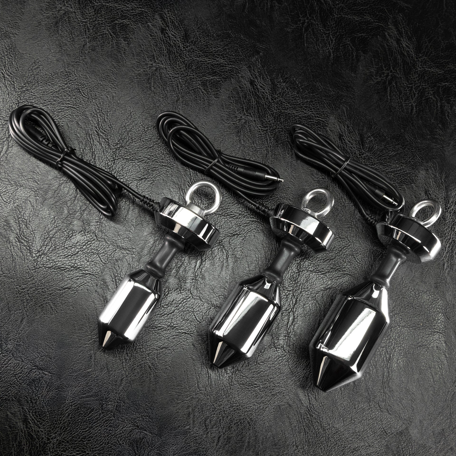 E-stim Comfort Fit Bondage Plug by Kink - Image 9