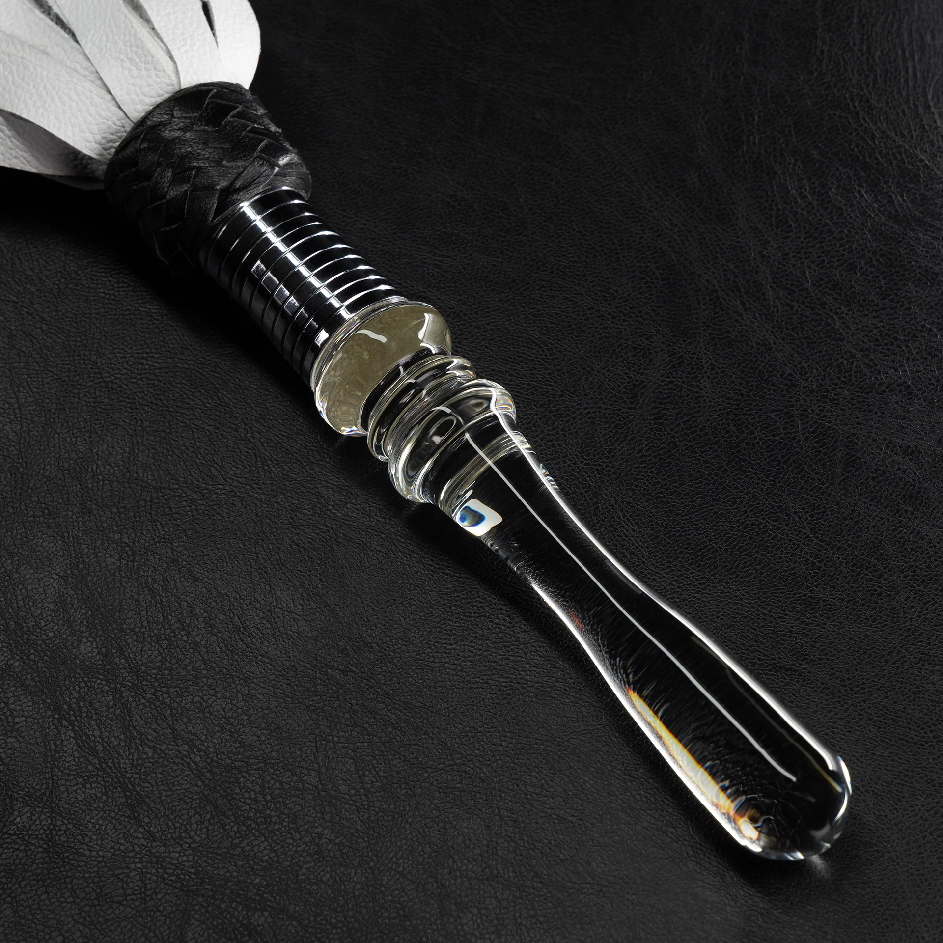 Glass Handle Flogger by Kink - Image 9