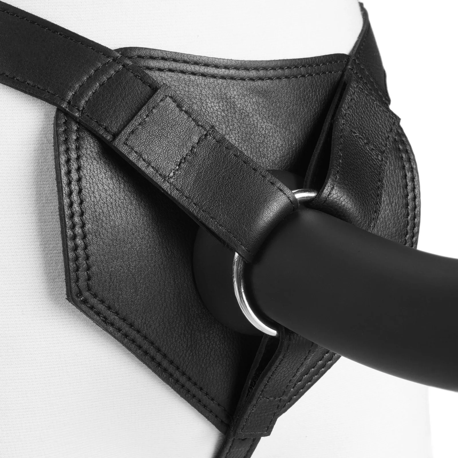 Leather Strap-On Set By Kink - Image 7