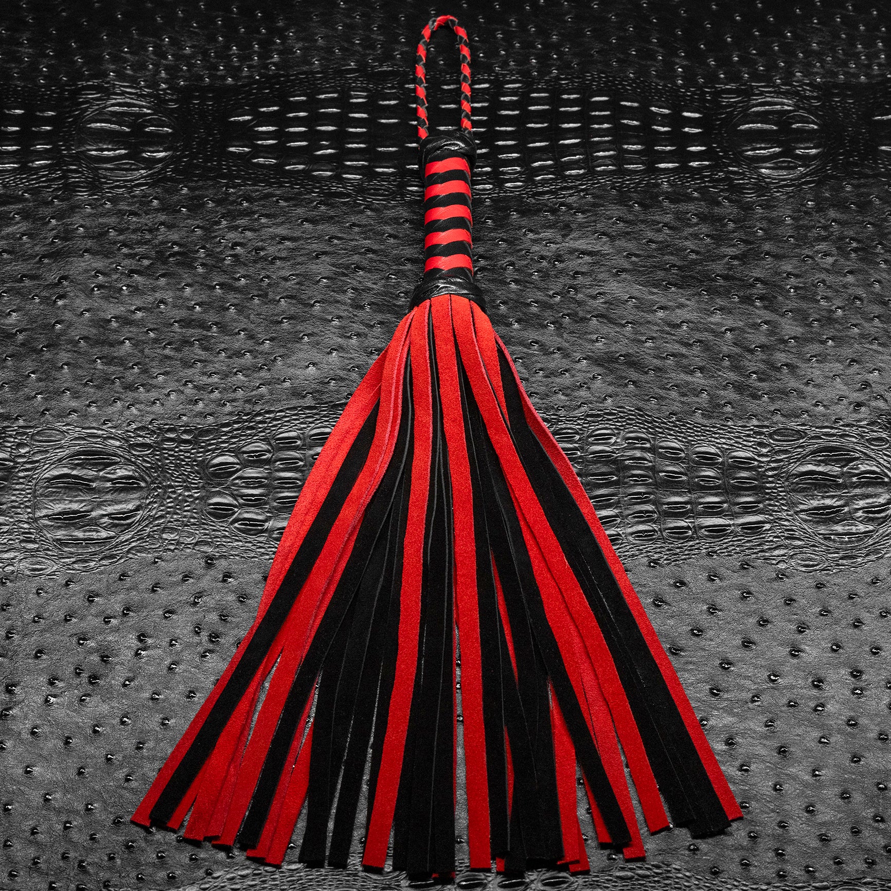 Close Quarters 18" Flogger By Kink - Image 4
