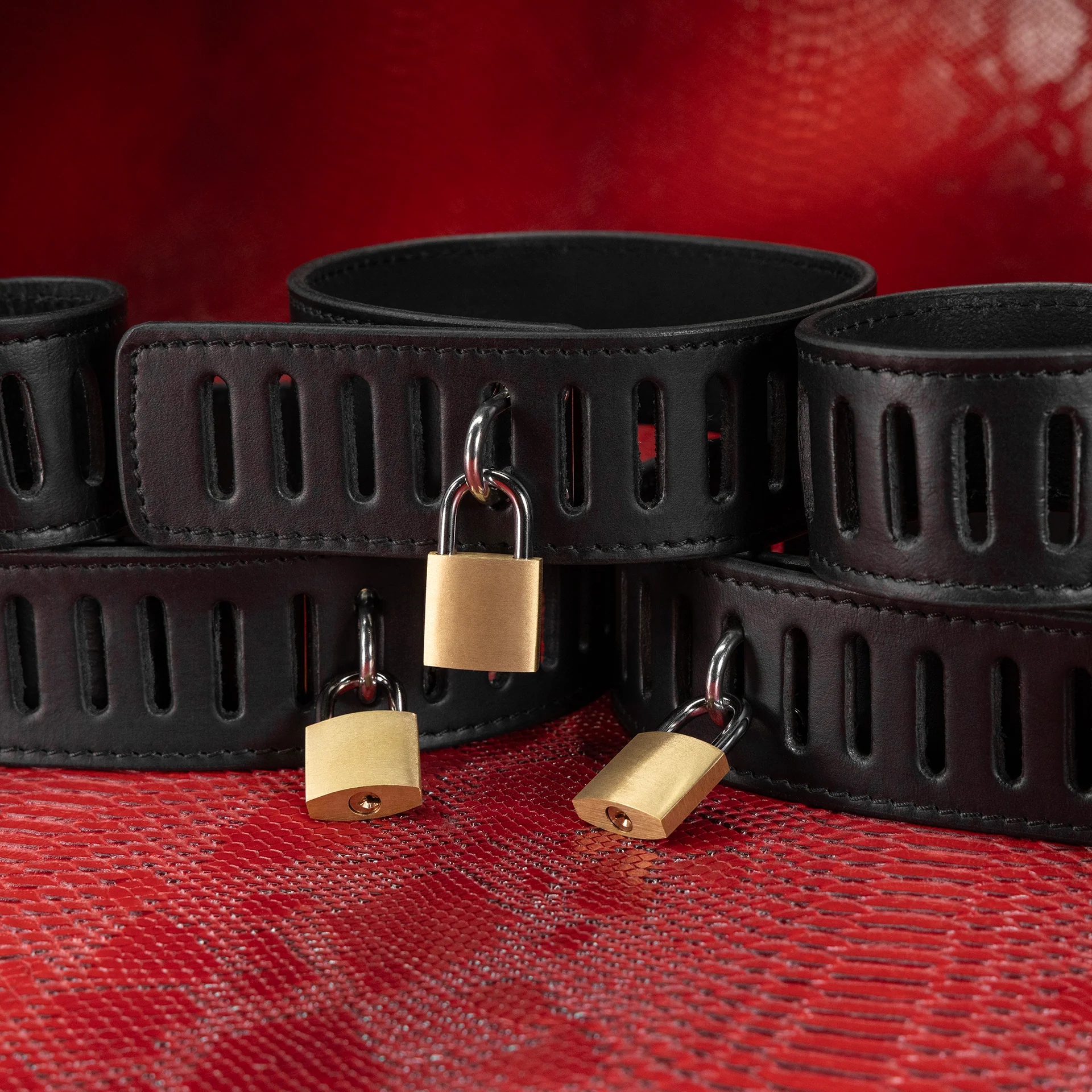 Secure Leather Bondage Seven Piece Restraint Set - Image 4