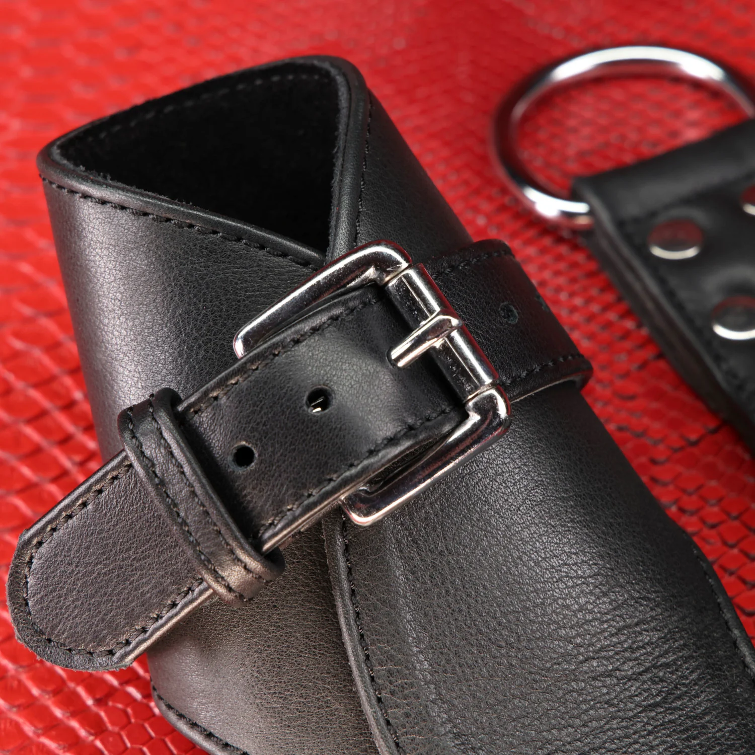 Suspension Wrist Cuffs by Kink - Image 4