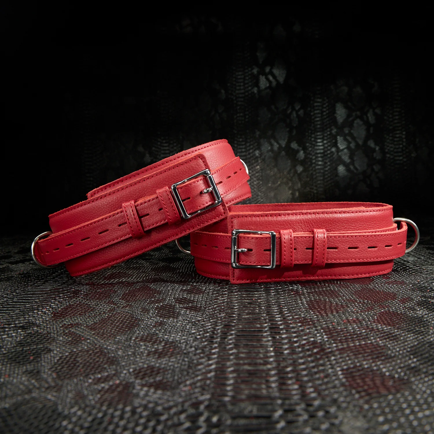Submission Set: Signature Leather Restraint Kit By Kink - Image 12