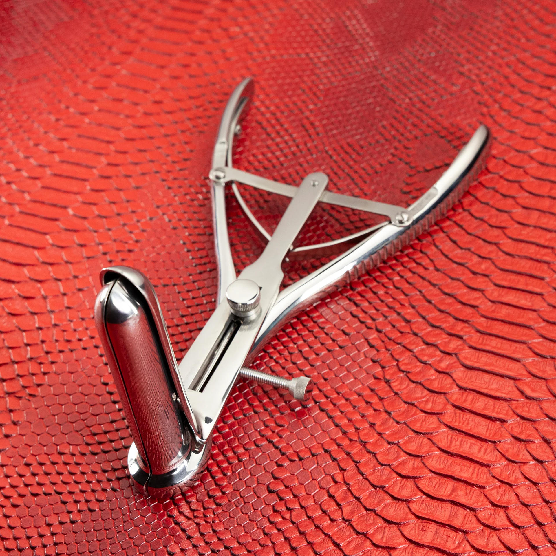 Triple Threat Anal Speculum by Kink - Image 5