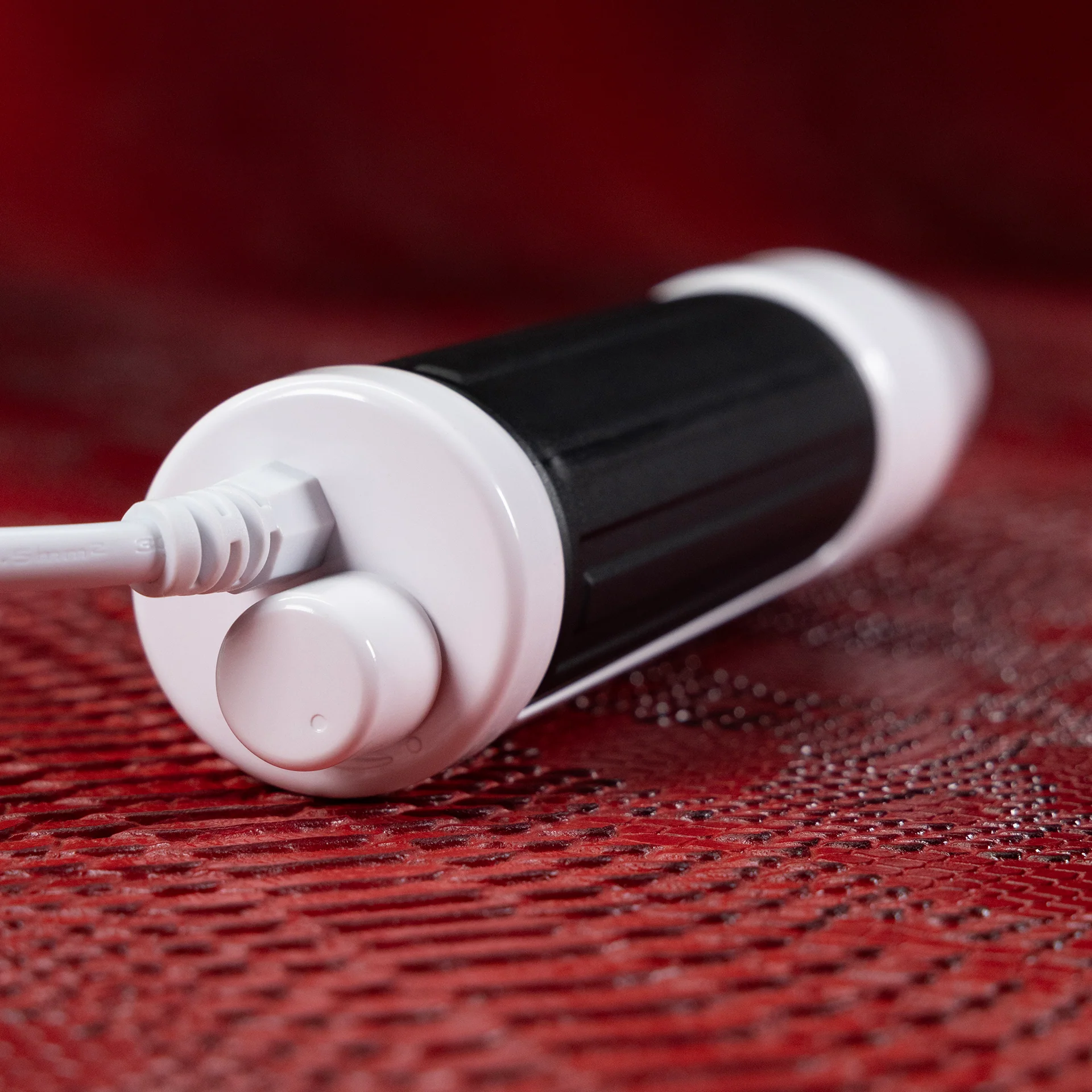 Violet Wand Handset by KINK - Image 4